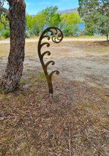 Load image into Gallery viewer, Koru Fern ground spike